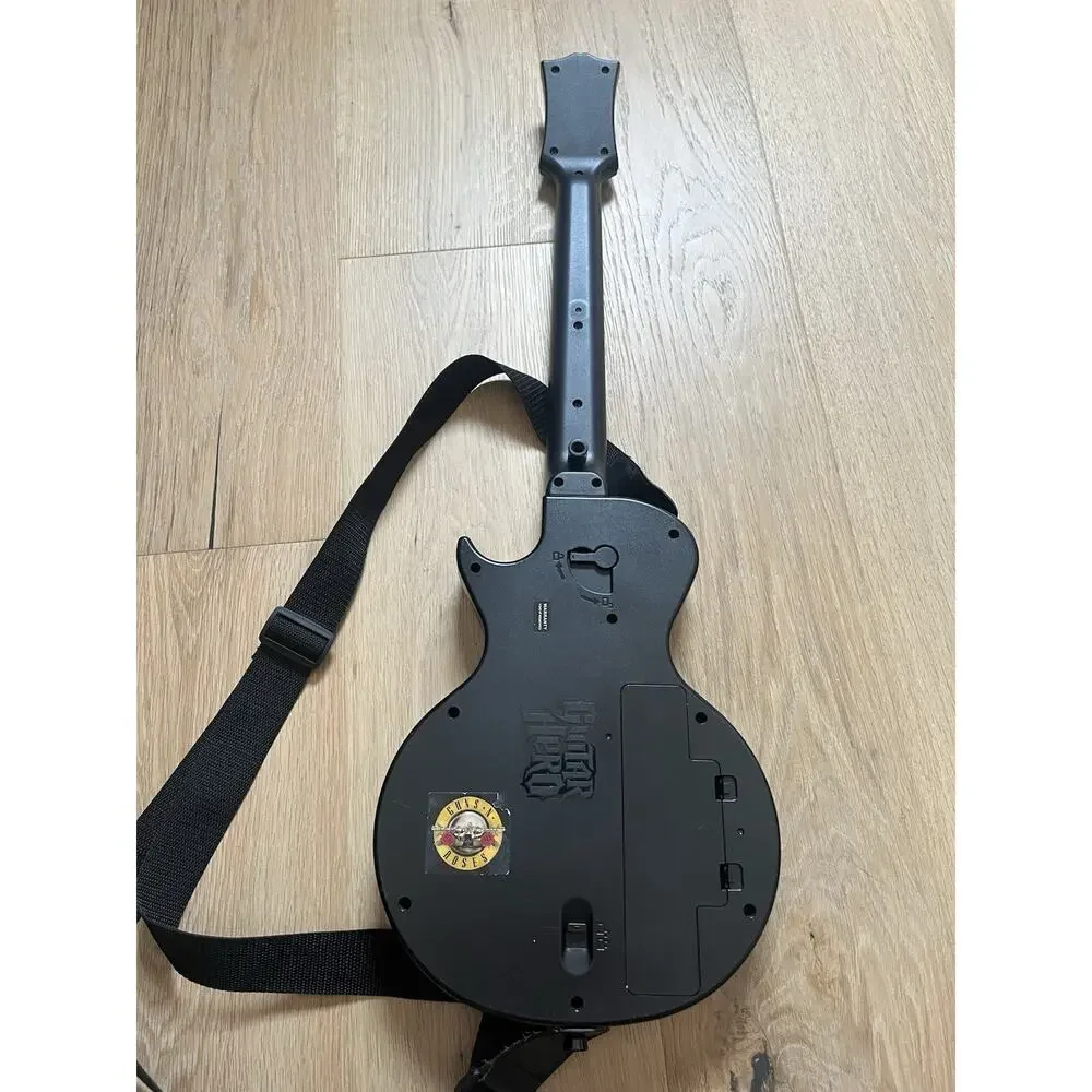 Wii Guitar Hero Gibson Les Paul White Wireless Guitar w/ Strap Back Cover WORKS